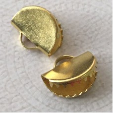 15x12.5mm Half Moon Ribbon End or Tassel Earring Crimp - Raw Brass - Pack of 2