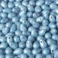 4x6mm Czech Side Drill Teardrops - Chalk White Baby Blue Luster - Pack of 20