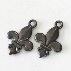 25mm TierraCast Fleur De Lis Drops - Black Oxide - Pack of 2