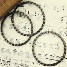 25mm Antique Brass Textured Connector Rings - Pack of 10