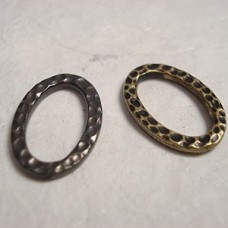 18x12mm TierraCast Oval Hammertone Ring Links - Brass or Black Oxide