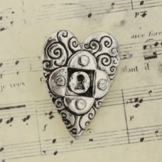 Green Girl Studios - 22mm Heart Key Button - Each