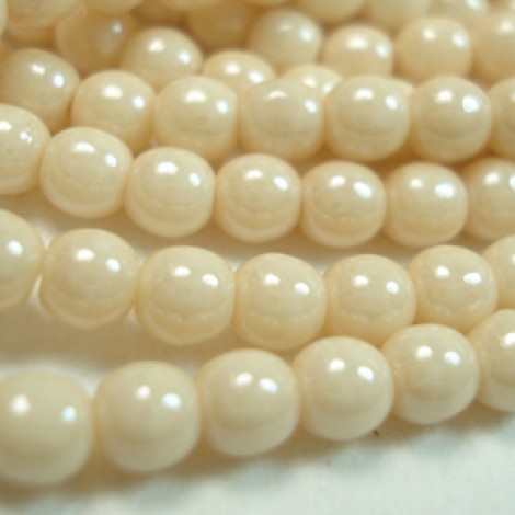 4mm Czech Round Glass Beads - Opaque Champagne Lustre