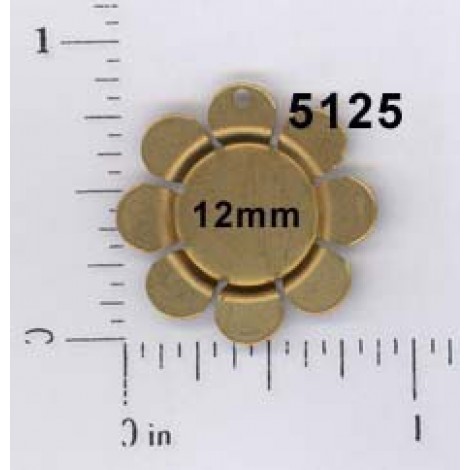 22mm(OD), 12mm(ID) Small Flower/Indented Centre/w Hole - Pack of 4