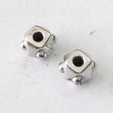5mm TierraCast Faceted Cube Beads - Fine Silver Plated - Pack of 10