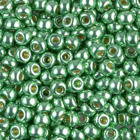 6/0 Miyuki Duracoat Seed Beads - Galv Mint Green