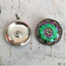 27mm Czech Glass Middleflower Buttons - Vitrail Green - Each