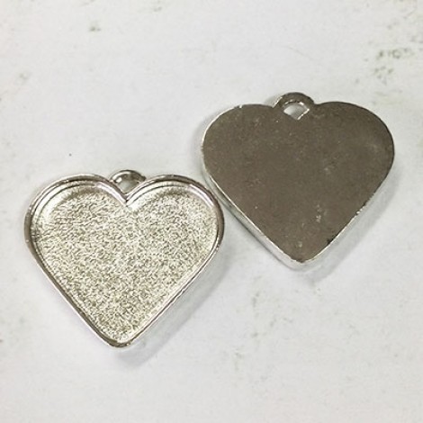 30x33mm Nunn Design Heart Bezel Pendant - Bright Silver