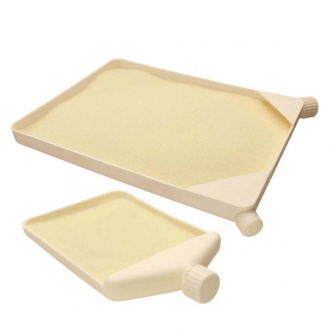 Beadsmith 2pc Bead Tray Set with Mat Inserts Beadsmith 2pc Bead Tray Set with Mat Inserts