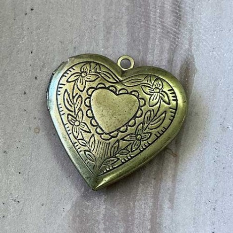 29x28mm Antique Brass Victorian Heart Locket - Each