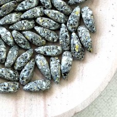 6x12mm Czech Twisted Daggers - Grey Granite - Pack of 10