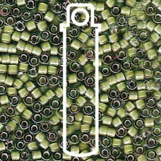 11/0 Delica Seed Beads - White Lined Light Green