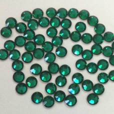 2.7-2.9mm (SS10) Preciosa VIVA12 Hotfix Crystals - Emerald