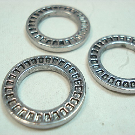 19mm Tibetan Antique Silver Ring Links