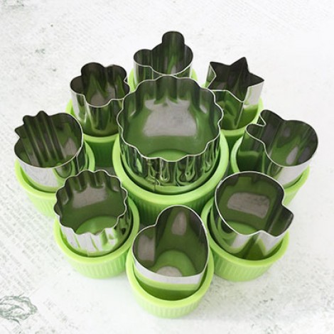 9 Piece Stainless Steel Shape Cutter Set with Green Handles