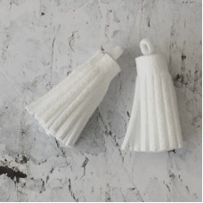 37x10mm Ultrasuede Tiny Tassels with Loop - White