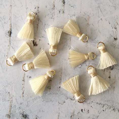 18mm Silk Mini Tassels with Gold Jumpring - Pack of 10 - Cream/Gold 18mm Silk Mini Tassels with Gold Jumpring - Pack of 10 - Cream/Gold
