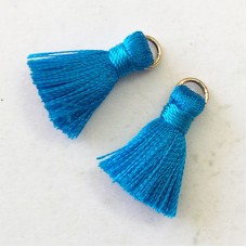 18mm Silk Mini Tassels with Gold Jumpring - Pack of 10 - Capri Blue