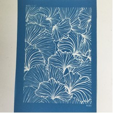 Moiko Silk Screen - 74x105mm - Design 11.47 - Petunia Petals
