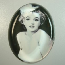 37.5x29mm Glass Cabochon with Marilyn Monroe - Each
