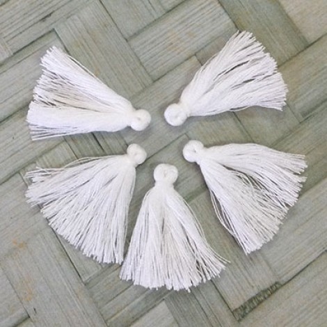 27-30mm Cotton Tassels - White - Pk of 50