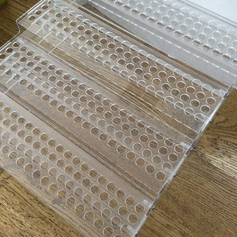 Beadsmith Clear Seed Bead Display 4-Tier Large Stand - Holds 320 vials - Used Beadsmith Clear Seed Bead Display 4-Tier Large Stand - Holds 320 vials - Used