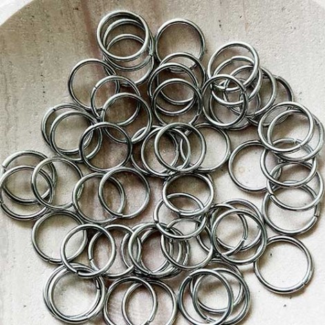 10mm x 1mm (18ga) 304 Stainless Steel Jumprings - Pack of 50