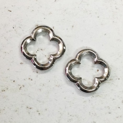 16mm TierraCast Medium Quatrefoil Link - Antique Fine Silver Plated - Pack of 2