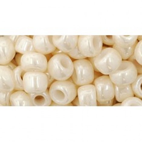 3/0 Toho Seed Beads - Opaque Lustered Light Beige