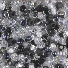 Miyuki 5/0 Triangle Mix - Salt & Pepper - 10gm