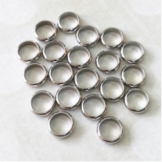 8x2.5mm Stainless Steel Round Spacer Beads with 6mm hole - Pack of 10