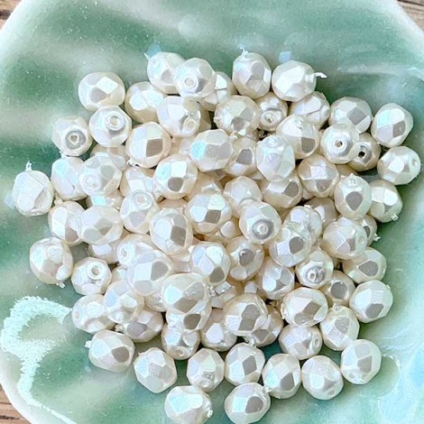 4mm Czech Firepolish Beads - Metallic Off White - Pack of 50 4mm Czech Firepolish Beads - Metallic Off White - Pack of 50